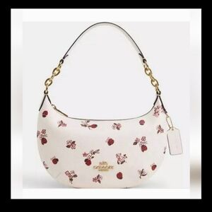 (HOST PICK!) NWT! GORGEOUS COACH LDYBG FLRL PAYTON BAG IN ORIGINAL PACKA…